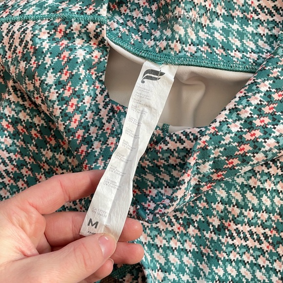 Fabletics Green Houndstooth Powerhold Leggings - Picture 6 of 8